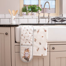 Load image into Gallery viewer, ‘ Woodlanders‘ Woodland Animals Duble Oven Glove by Wrendale Designs