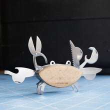 Load image into Gallery viewer, Crab Multi Tool
