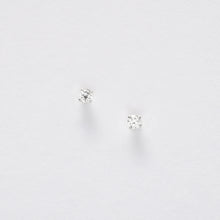 Load image into Gallery viewer, ‘Sweet Pea Kindness &amp; Gratitude’ Sterling Silver Crystal Stud Earrings Card
