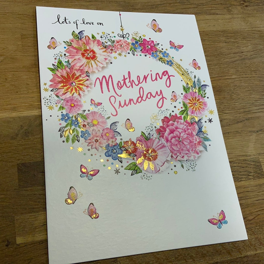 Lots Of Love On Mothering Sunday Card