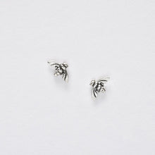 Load image into Gallery viewer, Bee Hive Boxed Silver Earring Card
